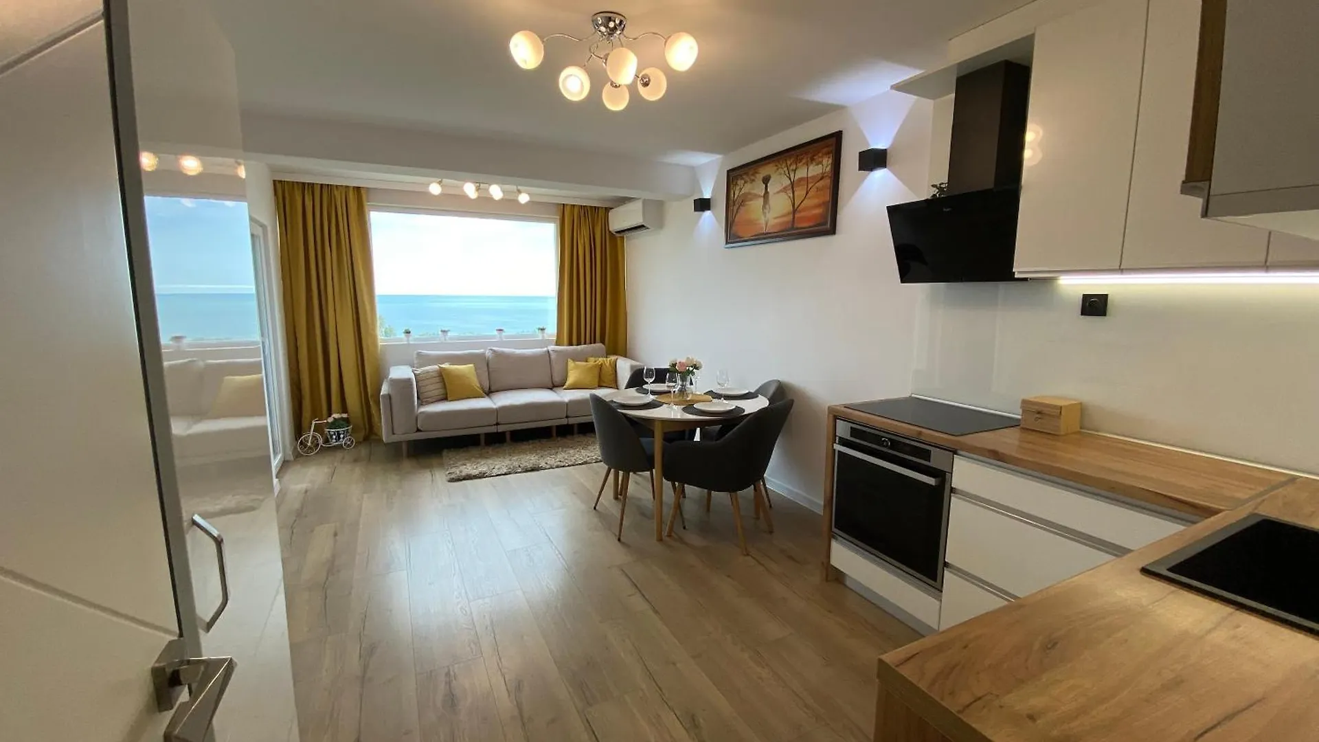 شقة Unique Sea View فارنا
